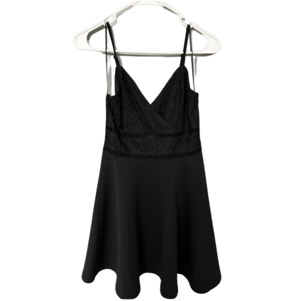 NWT Blue Rain by Francesca’s Little Black Lace Spaghetti Strap Dress - size S